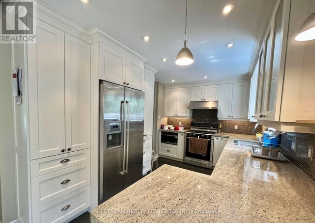 Building Photo - 56 Logandale Rd