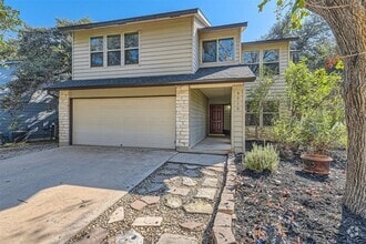 Building Photo - 4910 Pelham Dr