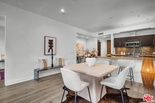 Foto del edificio - 855 Croft Ave