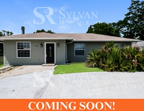 Building Photo - 7080 Spring Hill Dr