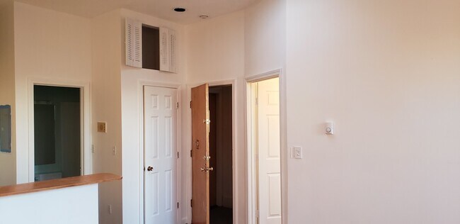 Building Photo - 549 Columbus Ave