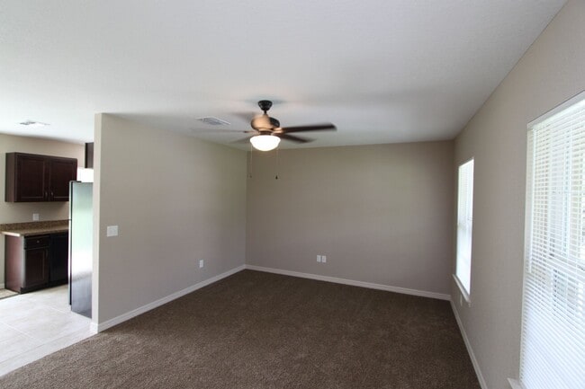 Foto del edificio - BEAUTIFUL 3 BD/2BA Home in Beautiful Ocala!!!
