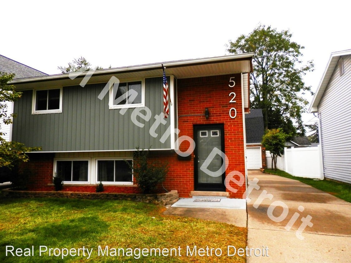 Primary Photo - 3 br, 1.5 bath House - 520 Marlin Ave