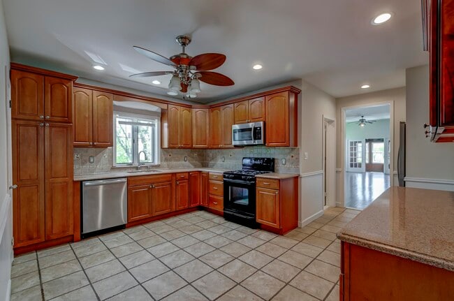 Foto del edificio - 447 Ave E