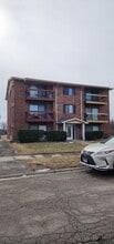 Building Photo - 4561 Heartland Dr