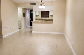 Building Photo - 6292 La Costa Dr
