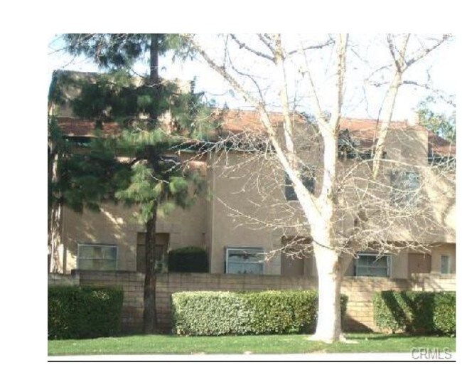 Building Photo - 1716 S Mountain Ave