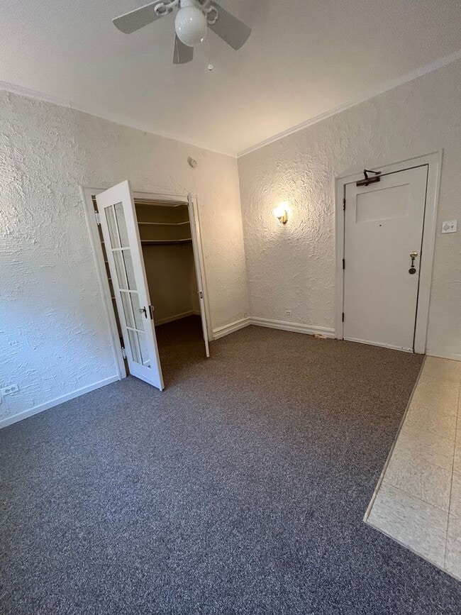 Interior Photo - Winthrop Manor