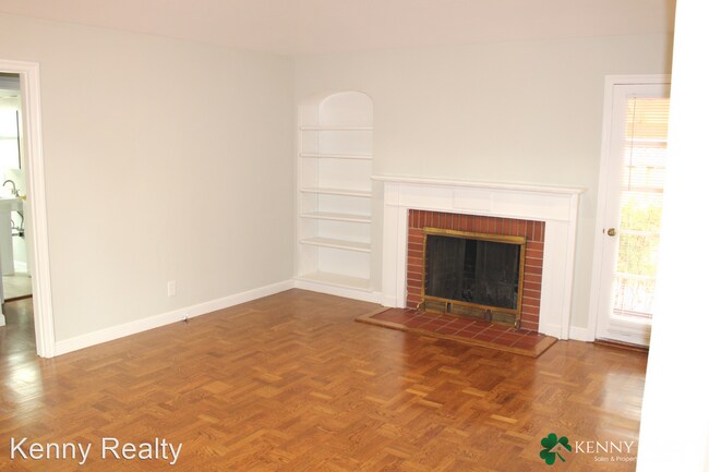 Building Photo - 2 br, 1.5 bath House - 159 12th Avenue