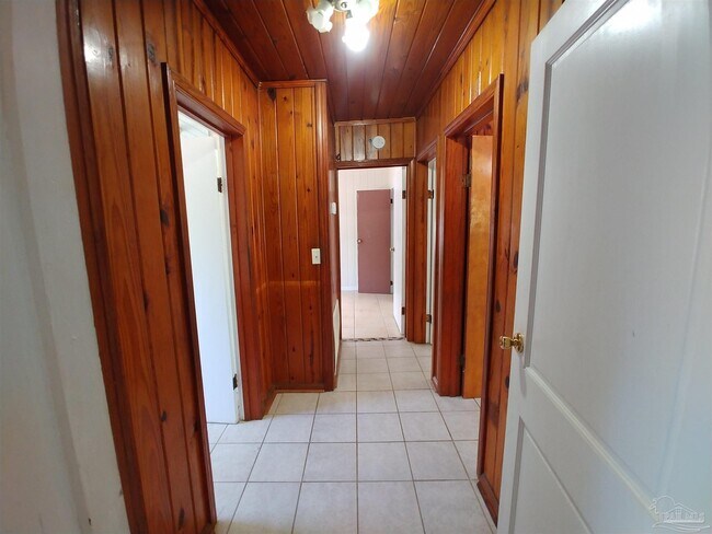 Foto del edificio - 4672 Cerny Rd