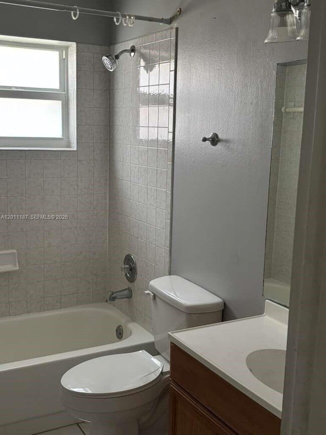 Foto del edificio - 7946 NW 41 Ct