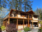Primary Photo - 2 Bed Waterfront Guest House on Manicured ...