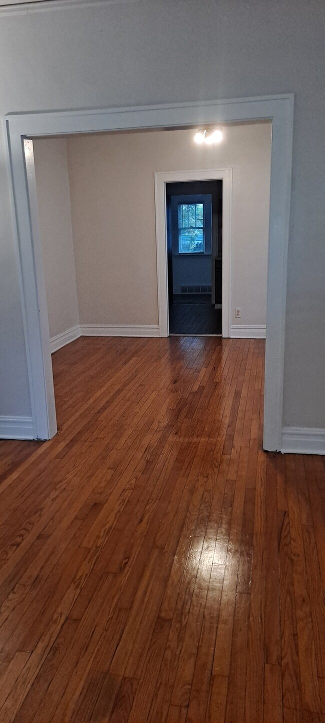 Dining room - 1125 Emerald Ave