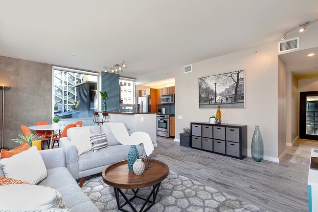 Foto del edificio - 321 Tenth Ave