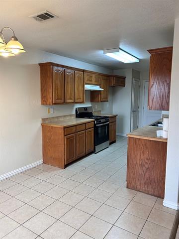 Building Photo - 722 Rambling Ct