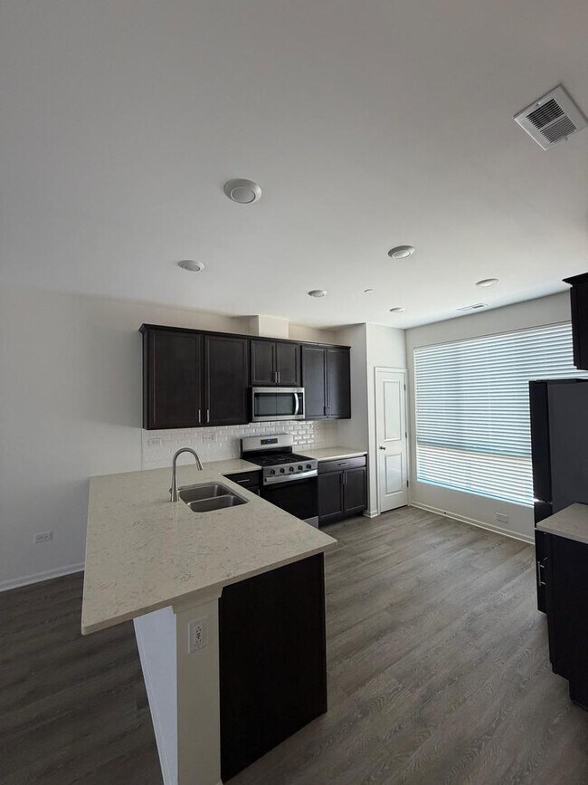 Foto del edificio - 2315 Prestige Pl