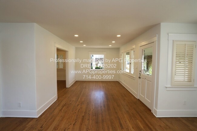 Building Photo - 163 N A St