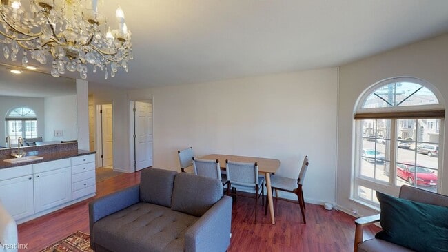 Building Photo - 1 br, 1 bath House - 650 35th Ave Private ...