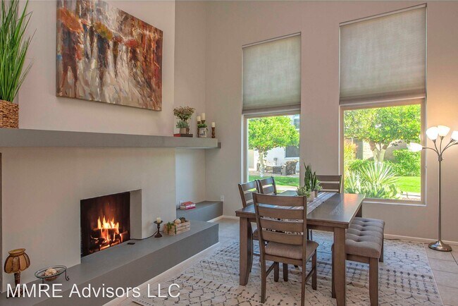 Foto del edificio - 3 br, 3 bath House - 7708 E Camelback Rd