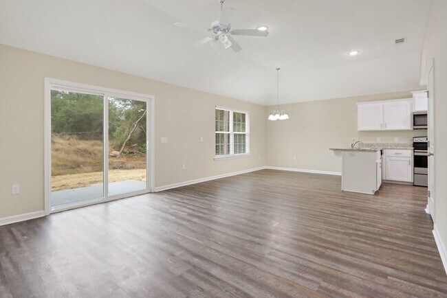 Foto del edificio - 3bd 2ba HOME FOR RENT!