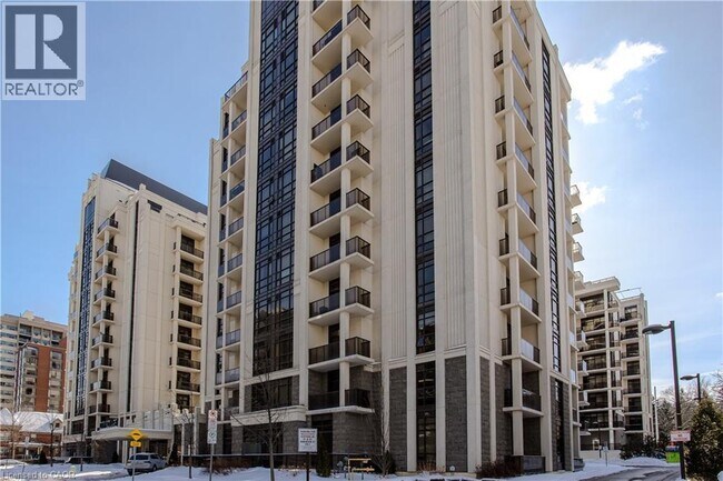 Building Photo - 85 Robinson St