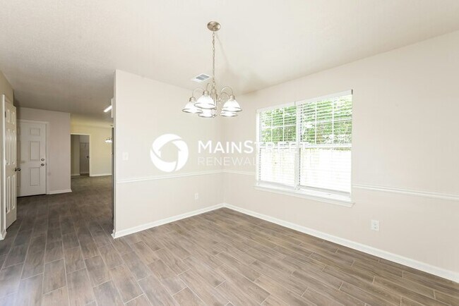 Building Photo - 3 Bedroom Pet-Friendly Home in DECATUR, GA...