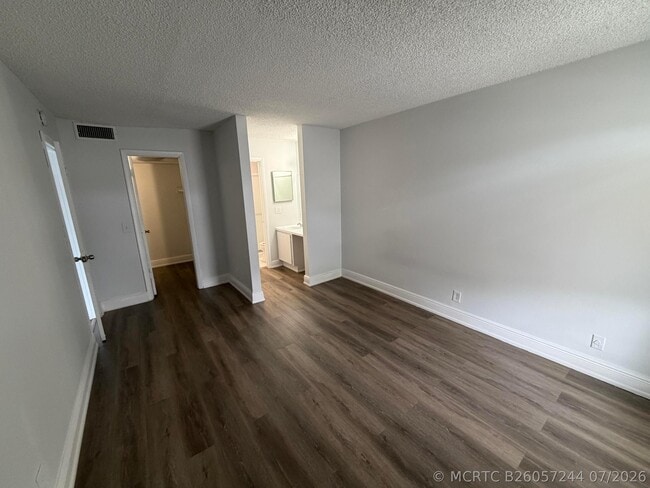 Building Photo - 4419 Treehouse Ln