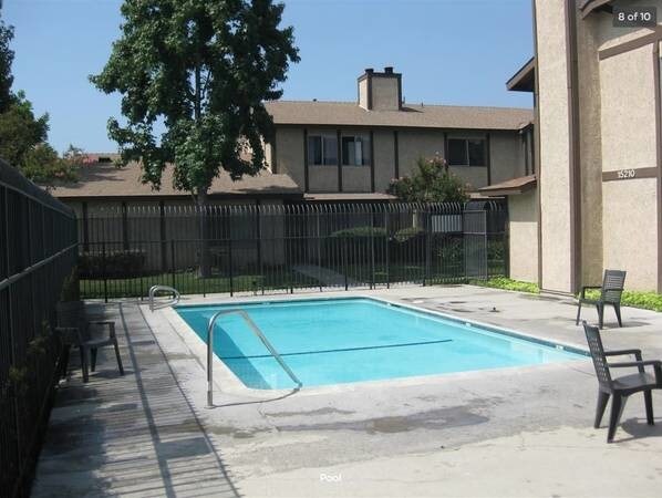 Foto del edificio - 15210 Shadybend Dr