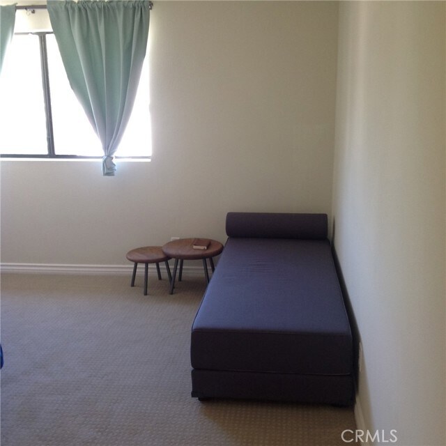 5307 Wilkinson Ave Los Angeles, CA 91607 Alquileres en Los Angeles