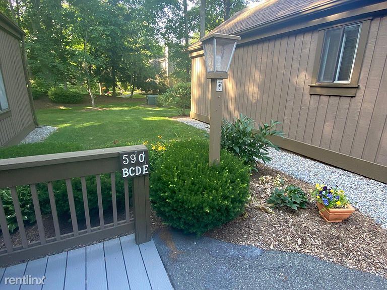 Primary Photo - 2 br, 2 bath House - 590 Heritage Vlg