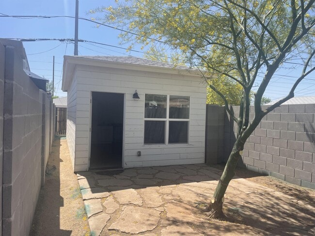 Photo - 1523 E Cambridge Ave (Phoenix, AZ) House