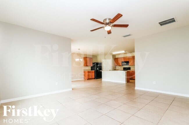 Foto del edificio - 710 SW 12th St