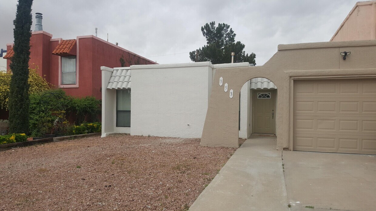Primary Photo - 353 Villa Canto St