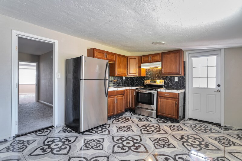 Primary Photo - 5820 N 35th Ave