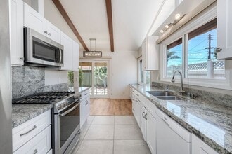 Building Photo - 5681 Charter Ave