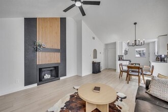 Building Photo - 2104 Andover Dr