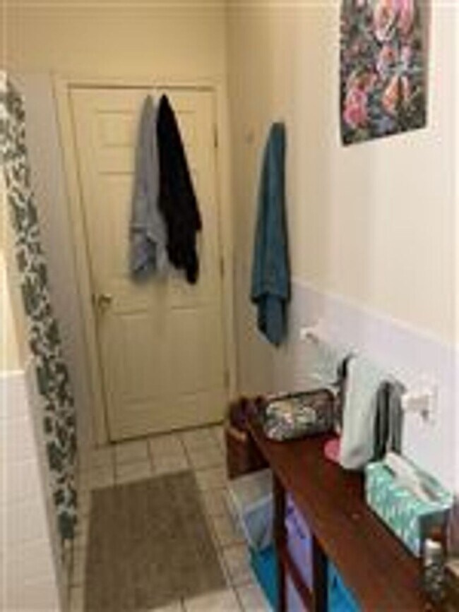 Foto del edificio - Nice 1 bed in great area