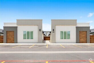 Building Photo - 3512 Jessica Ln