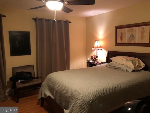 Foto del edificio - 6436 Woodcrest Ave