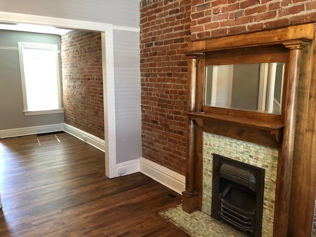 Building Photo - 10th and Emerson