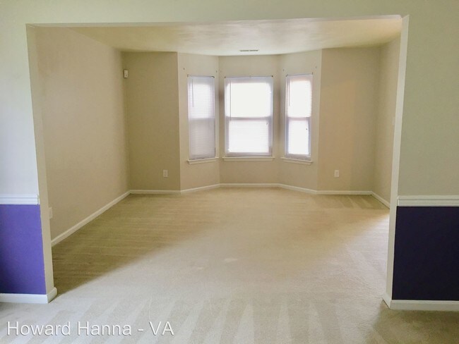 Foto del edificio - 1085 Rolling Point Ct