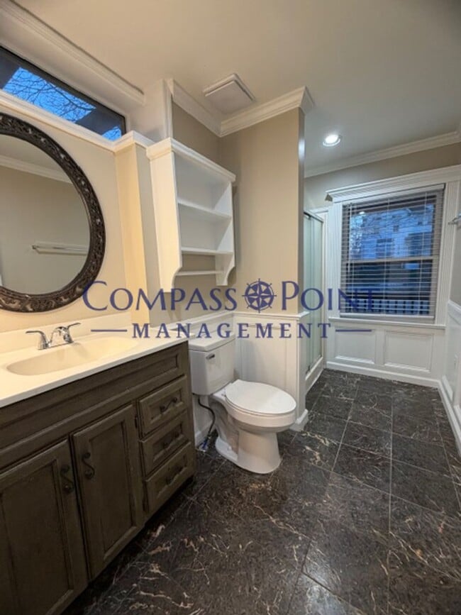 Foto del edificio - Spacious 1 bedroom HOUSE, FIRST MONTH RENT FREE!!!