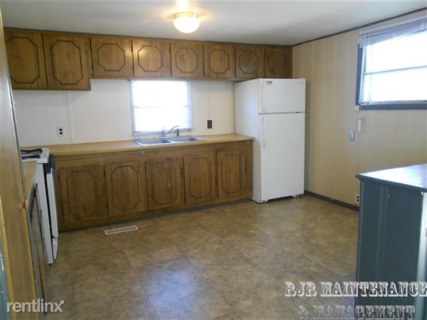 Building Photo - 3210 Twin City Dr