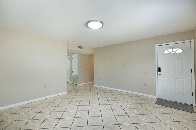 Foto del edificio - 6323 Thurgood Ave