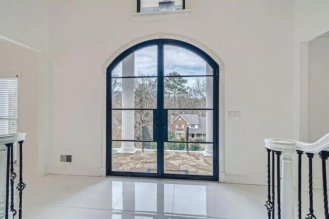 Building Photo - 425 Ferry Landing NW