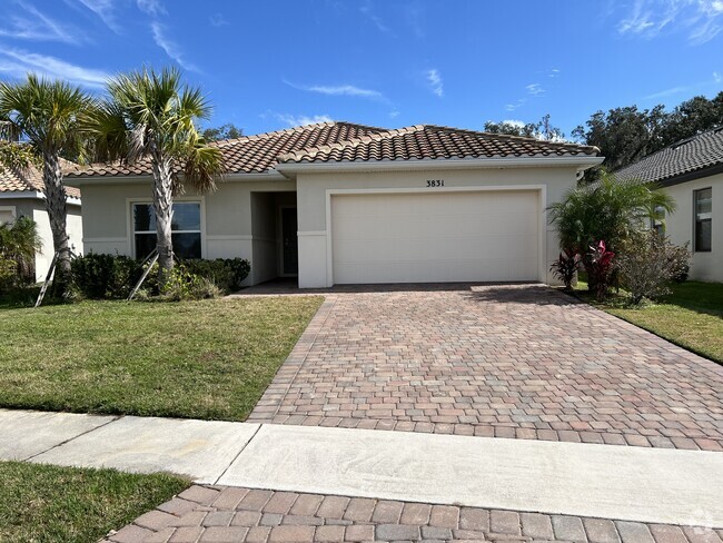 Building Photo - 3831 Carrick Bend Dr