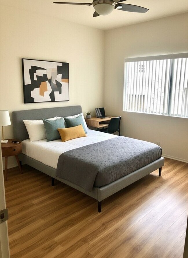 Guest bedroom - 817 10th St