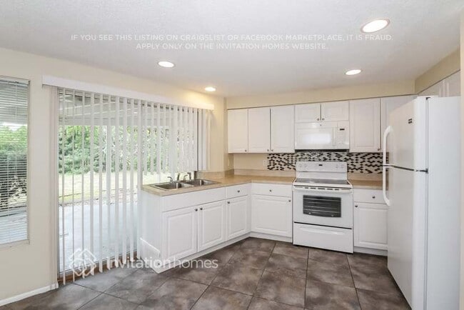 Building Photo - 1754 Forest Rd