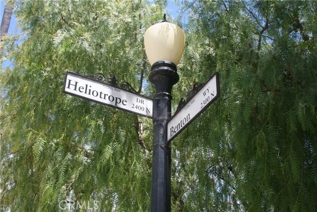 Foto del edificio - 2421 Heliotrope Dr