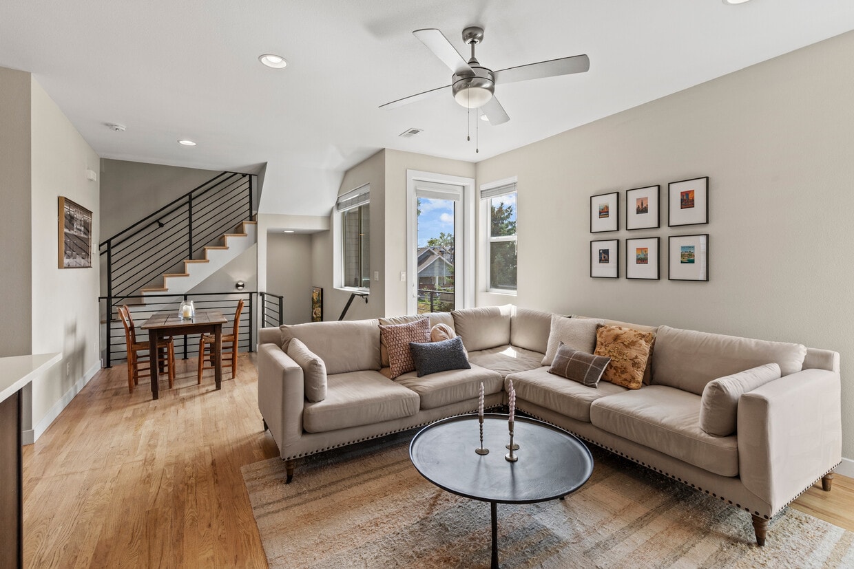 Foto principal - 3553 S Emerson St